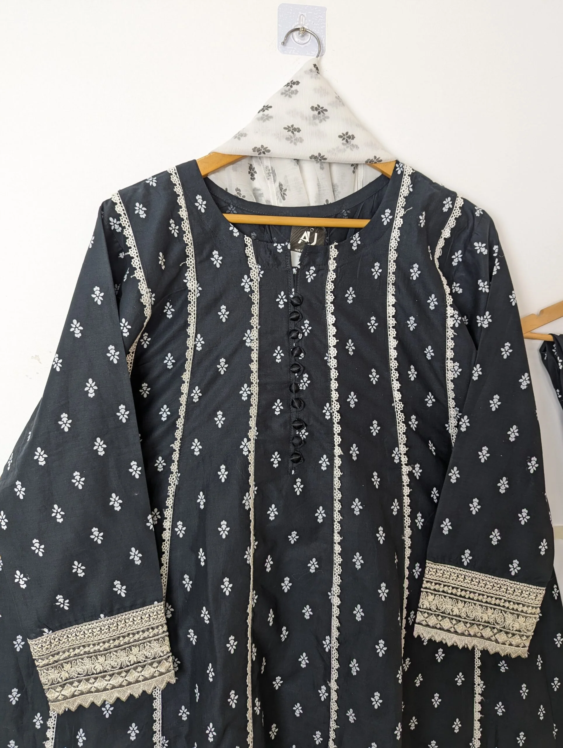 Premium cotton SK147-BLACK