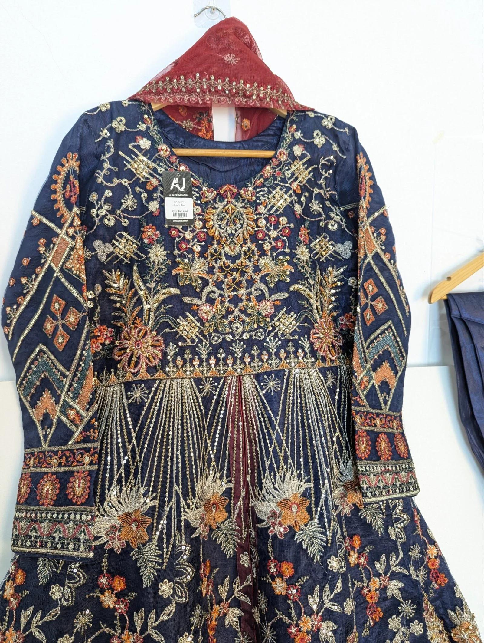 Long maxi hand embroidery 1SS28-3PCS